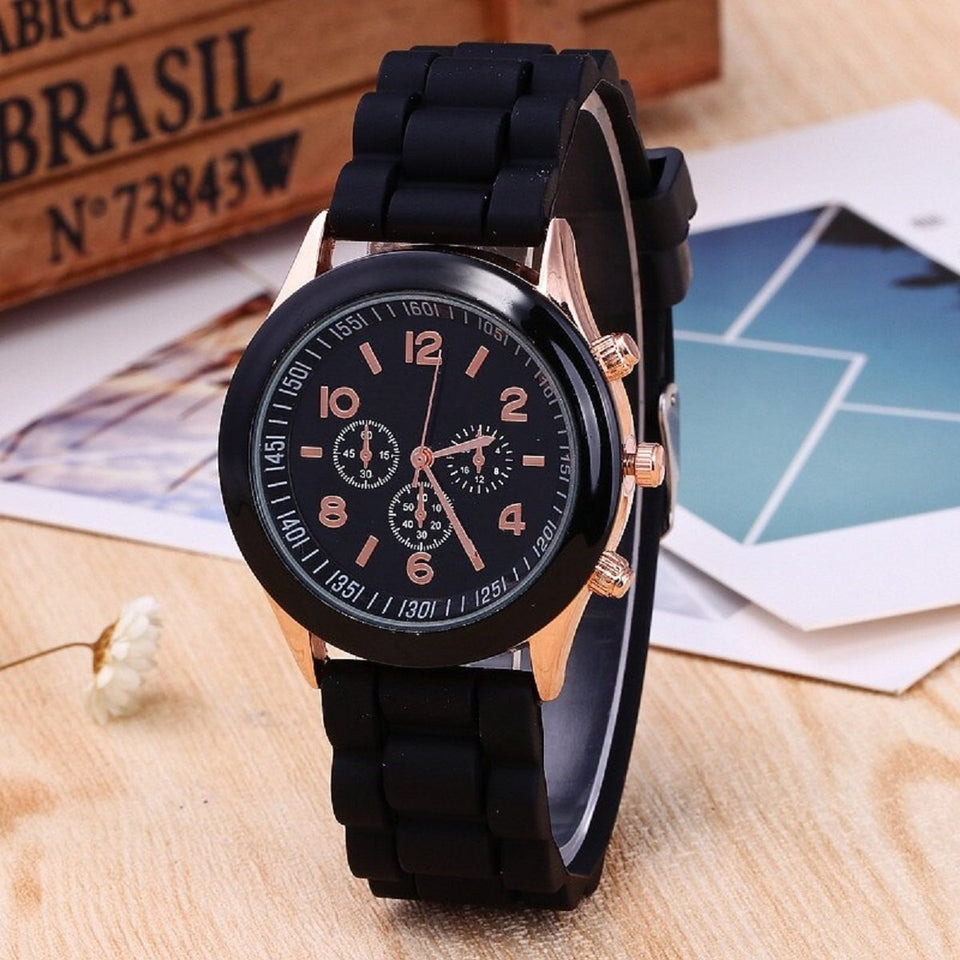 Trending Sale Black Round Dial  Silicone Watch Fashion Beautiful Colorful Jelly Student Clock Casual Luxury Woman Watch