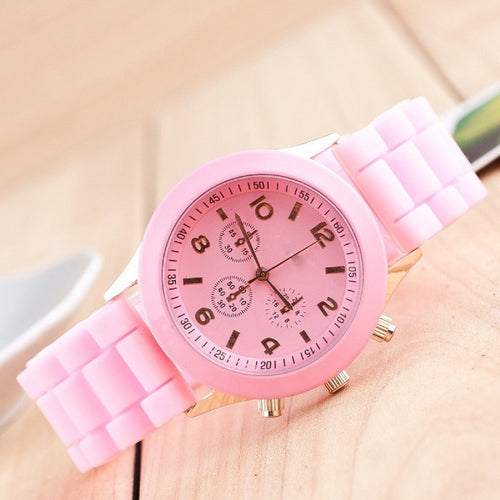 Trending Unisex Casual Pink Round Dial Quartz Women Analog Silicone Strap Sports Wrist Watches